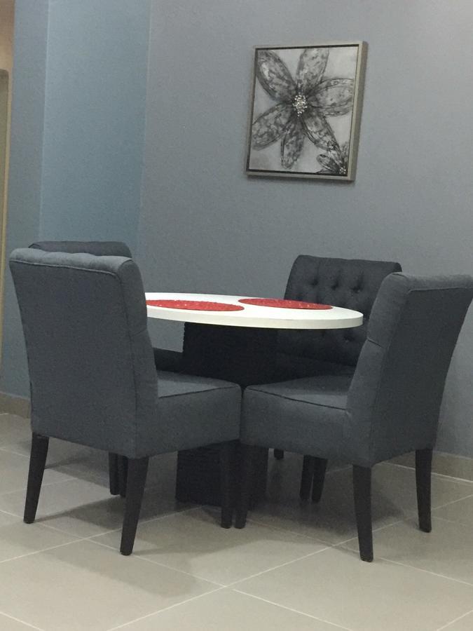 Nigus House Lekki Hotel Lagos Buitenkant foto