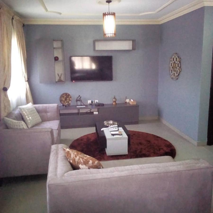 Nigus House Lekki Hotel Lagos Buitenkant foto